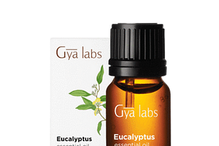 A MASSAGE WITH EUCALYPTUS OIL (REDUCE PAIN AND CELLULITE).