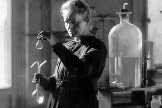 Hack to the Past: Marie Skłodowska Curie