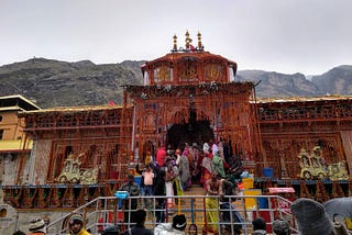 Uttarakhand Diaries— Badrinath , the stop before the road to heaven.