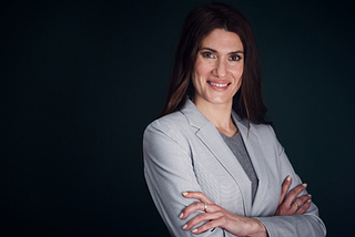 7 Tips for Taking Professional LinkedIn Headshots