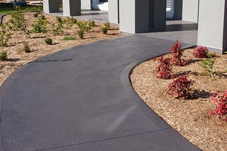 Mastering The Craft: Techniques Of The Coloured Concrete Driveway