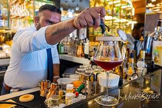 A Bubbly Cocktail Bar