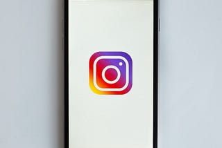 How to Land Your First Paid Collab on Instagram in 2023