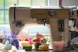 The Pros and Cons of Having a Vintage Sewing Machine