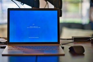 Laptop Lemot: Dipertahankan atau Disingkirkan?