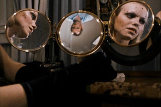 O Mundo no Arame, um reflexo de Fassbinder sobre realidade e poder // World on a Wire, a reflection…