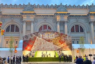 Photo of the 2021 enterance to the Metropolitan Museum of Art