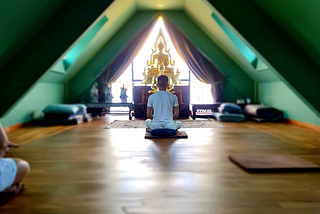 I Joined a 5-Day Silent Meditation Retreat in a Temple