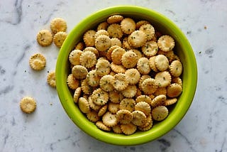 Zesty Hidden Valley Ranch Oyster Crackers with Dill and Lemon Pickle