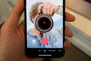 I’m Begging You: Stop Using Algorithmic Feeds To Get Your News