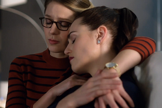 ‘Supergirl’ Is Back, And It Looks Like the Queerbaiting is Too