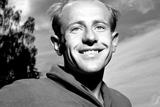 The Story of Emil Zatopek: How the Greatest Distance Runner of All Time Stood Up Against the…