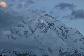 Horatio over Prince Hamlet.