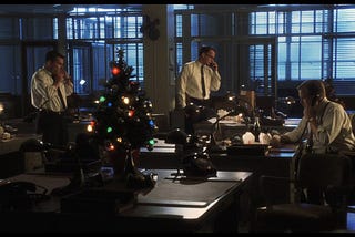 “Catch Me If You Can” Is Secretly One of the Greatest Christmas Movies Ever
