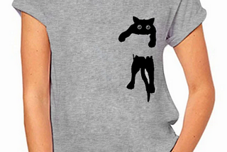 Black Cat in Pocket Casual T-shirt