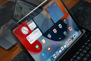 iPad vs Mac (illustration by author using Designer 2)