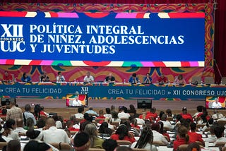 UNA POLÍTICA DE JUVENTUDES PARA TODOS