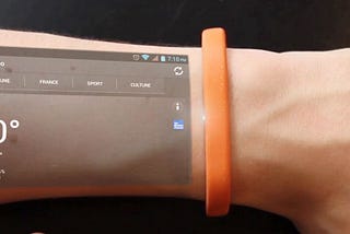 Wearables vs Smartphones: The question of relevance in the World of IOT!!