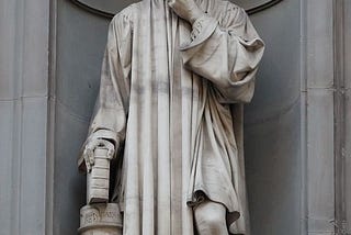 Machiavelli Statue