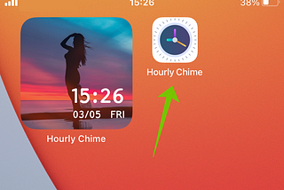How do I set the hourly chime on iPhone