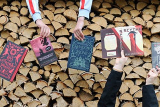 Editor Wanted: Help Bring Hooked on Books Back to Life