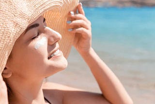 When to apply sunscreen before or after moisturizer