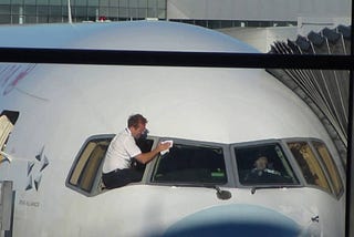 How passenger planes get cleaned