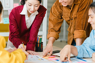 Marketing, PR and Sales: Who Leads the Race for Leads?