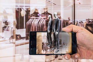 Innovative Ways Augmented Reality Is Helping Retailers