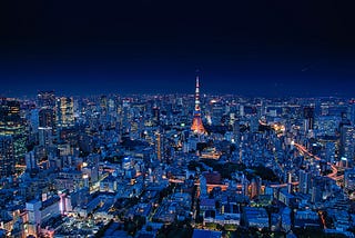 Imagine of Tokyo at night.