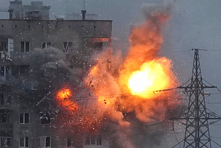 Relato por um Spetnaz de Donetsk fala sobre o cerco de Mariupol, Ilyich Iron and Steel Works e…