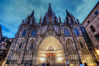 Top 5 Popular Restaurants in the Gothic Quarter, Barcelona