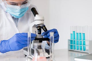 The history and the emergence of science laboratories and the concepts