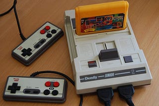 Dendy в 90-е: как предприниматель сделал приставку легендой России