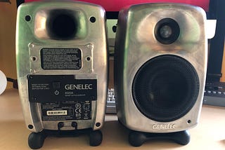 新しくモニタースピーカーGENELEC 8320ARwM GLM Studioをゲット