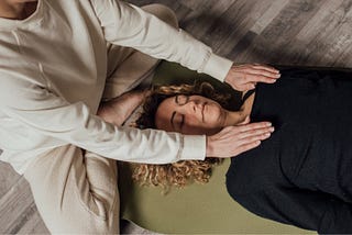 Is Somatic Experiencing the Same as Reiki?