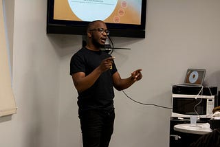 Blockchain Insider: Oyedeji Oluwoye