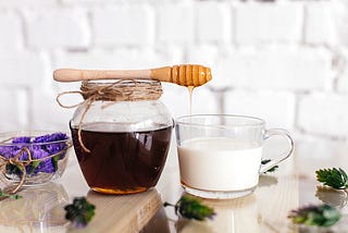 Do You Know What Happens If You Mix Honey With Milk Every Day? Must Know