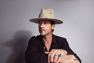 Robin Thicke to Headline Harold and Carole Pump Foundation’s 25th Anniversary Gala