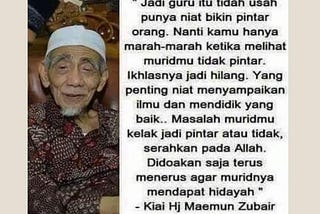 Tamparan Lembut Mbah Moen