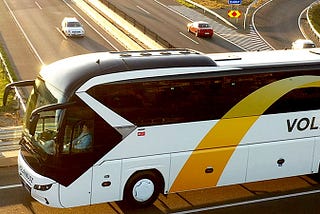 Az arany híd — elemzés az új Volánbusz emblémáról