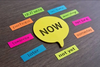 Speech bubble with text NOW surrounded by apologies on colorful sticky note.