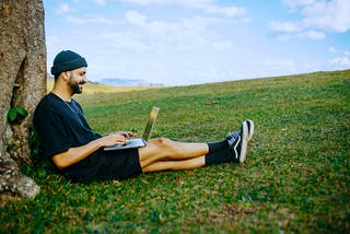 As a 6-Figure Newsletter Writer, I Can Help You Get More Subscribers Using 5 Rules