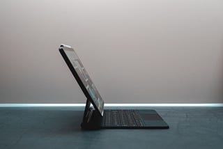 Side view of an iPad Pro with a smart keyboard