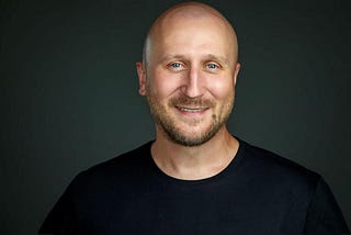 Alex Leschinsky, CEO of Effectiff, believes that AI is not a threat but an opportunity for language…