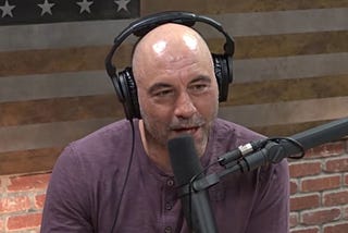 Joe Rogan Says He Personally Knows 15+ People Who’ve Had Adverse Vaccine Side Effects