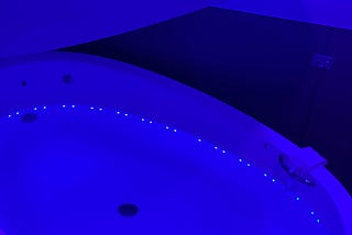 I Tried Float Therapy And Forgot What It Felt Like to Be Stressed