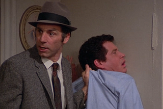 Seinfeld: S02E06 — The Statue