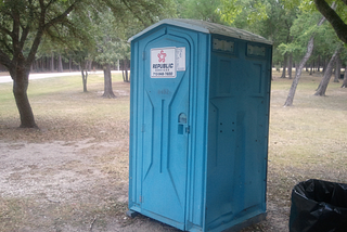 My Review of That Porta Potty I Wasn’t Comfortable Enough to Shit In
