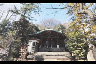 The difference between shrines and temples